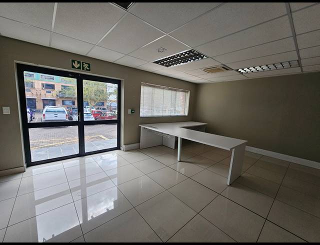 466M² OFFICE FOR SALE IN NORTH RIDING